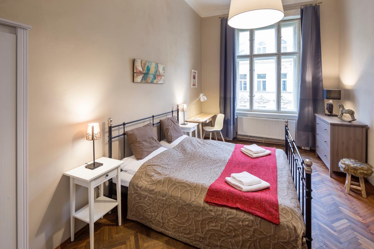 Dlouha 2Ab Apartment Praha Bagian luar foto