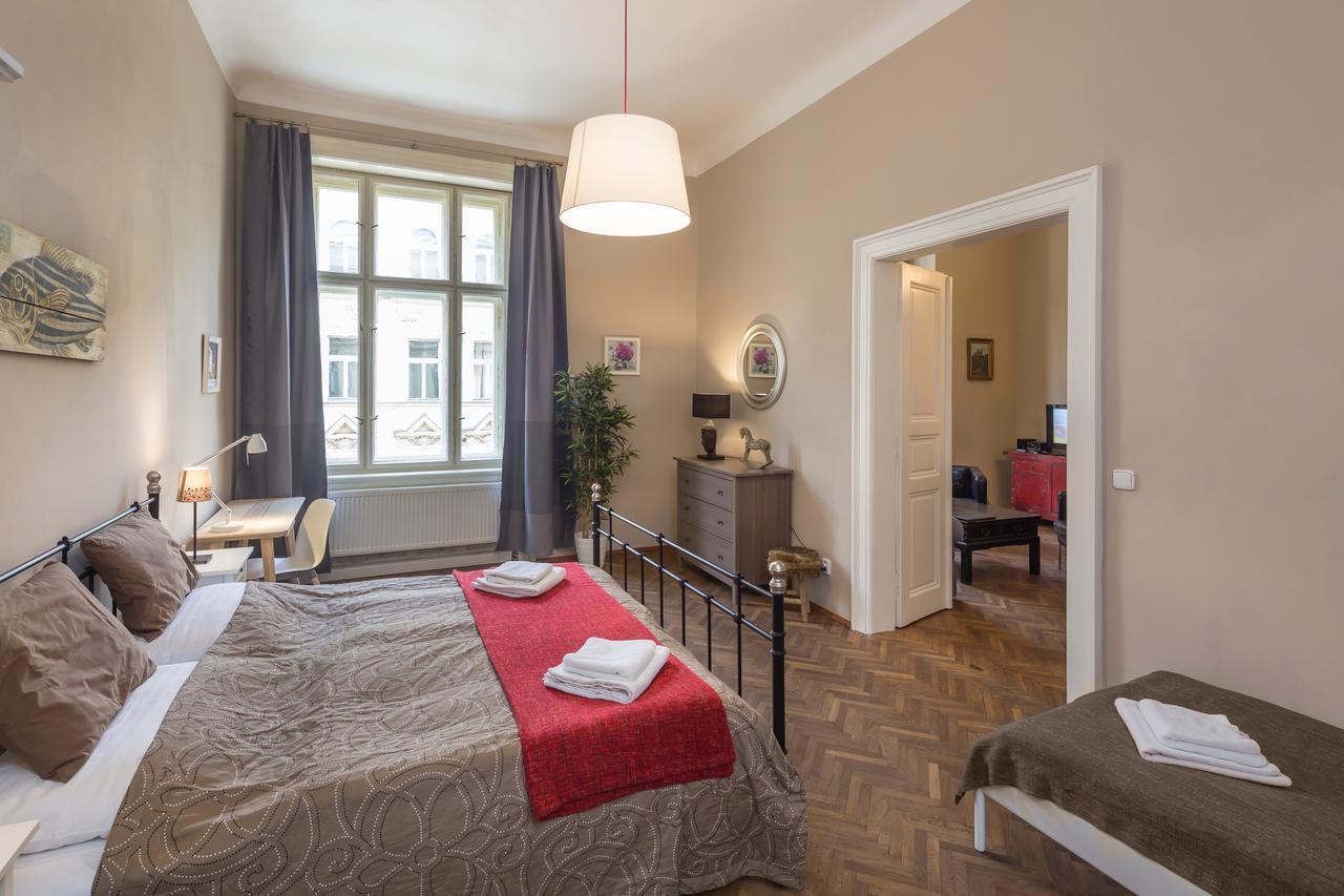 Dlouha 2Ab Apartment Praha Bagian luar foto