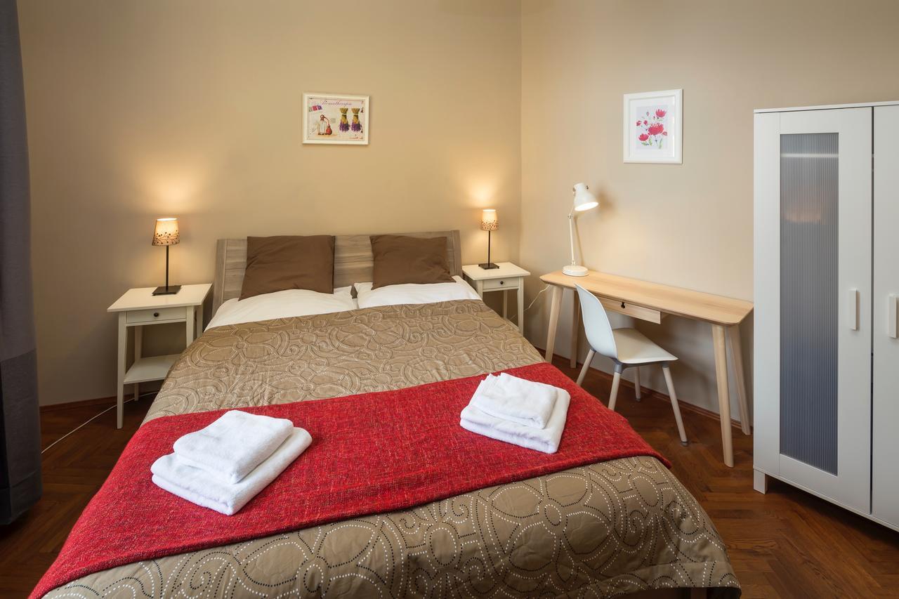 Dlouha 2Ab Apartment Praha Bagian luar foto