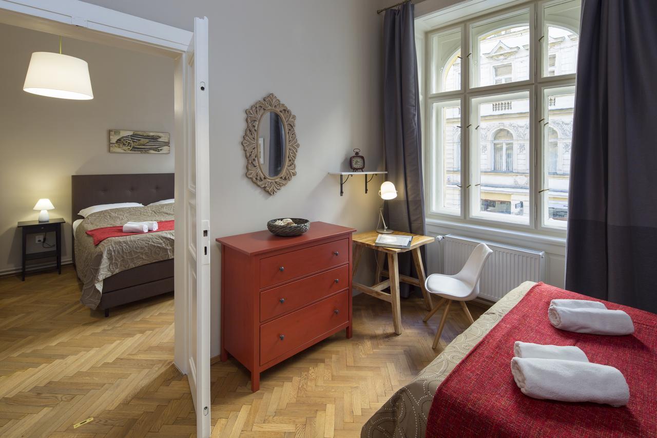 Dlouha 2Ab Apartment Praha Bagian luar foto