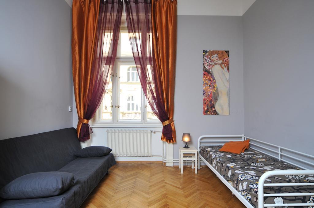 Dlouha 2Ab Apartment Praha Bagian luar foto